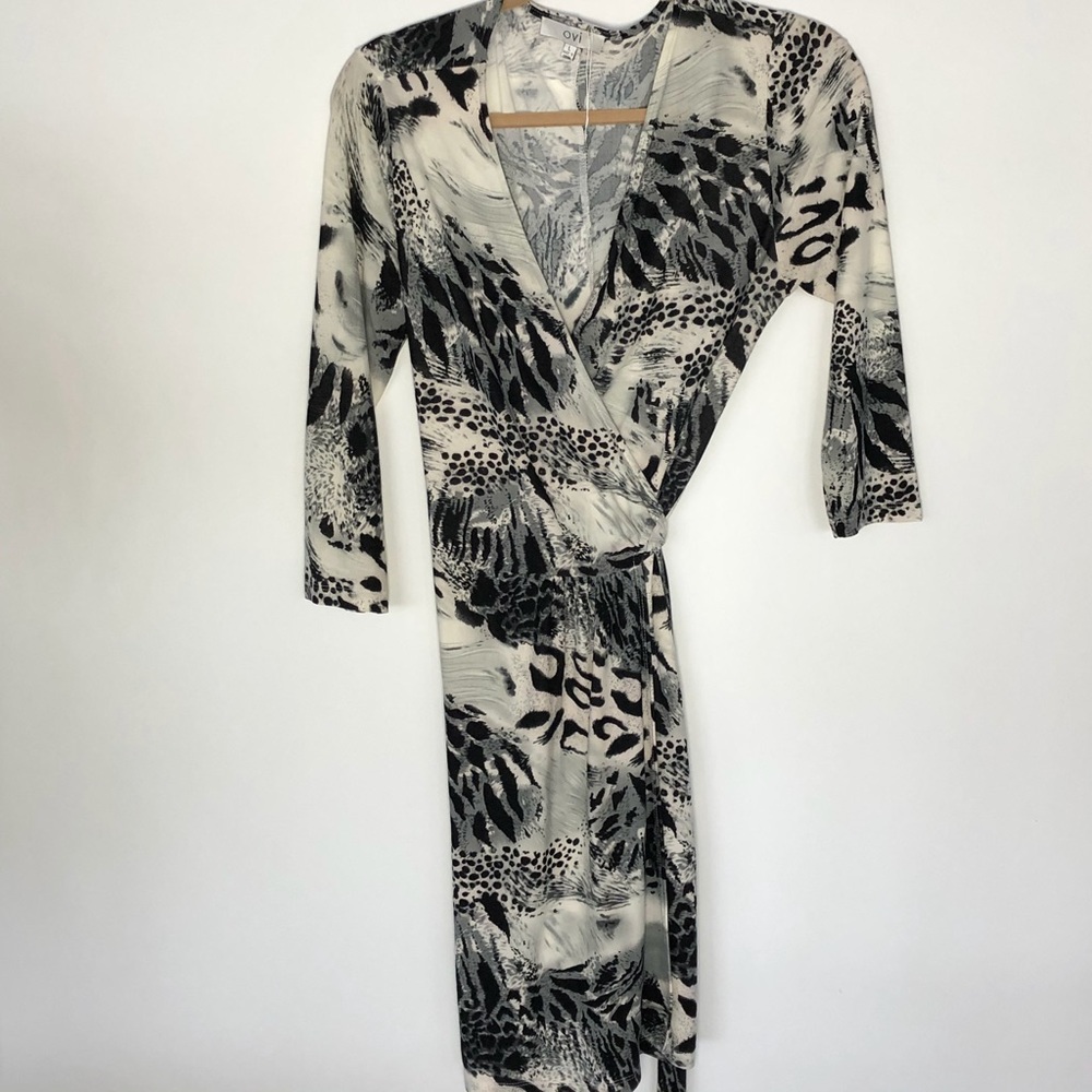 Ovi | Wrap Dress